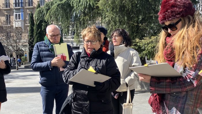 Docentes durante el desarrollo de una actividad